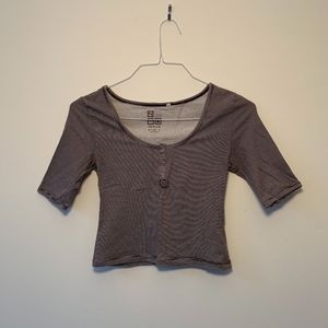 3/4 Sleeve Crop Top
